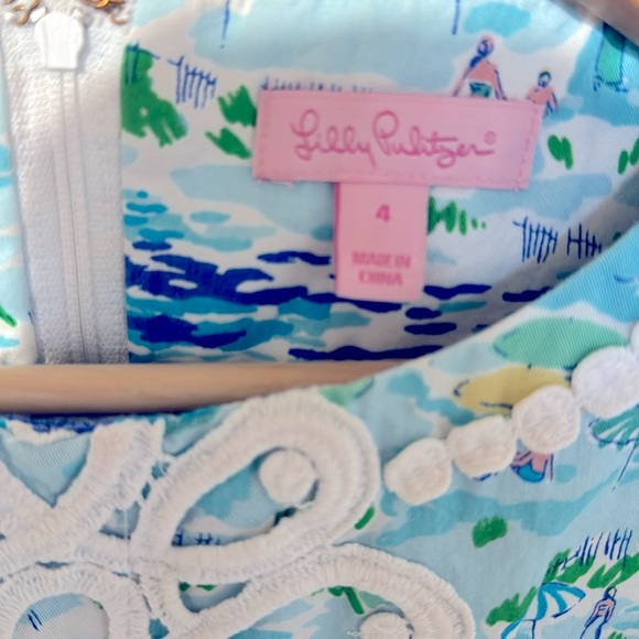 Lilly Pulitzer Worth Shift in High Tide Toile
Size 4 - Picture 8 of 9
